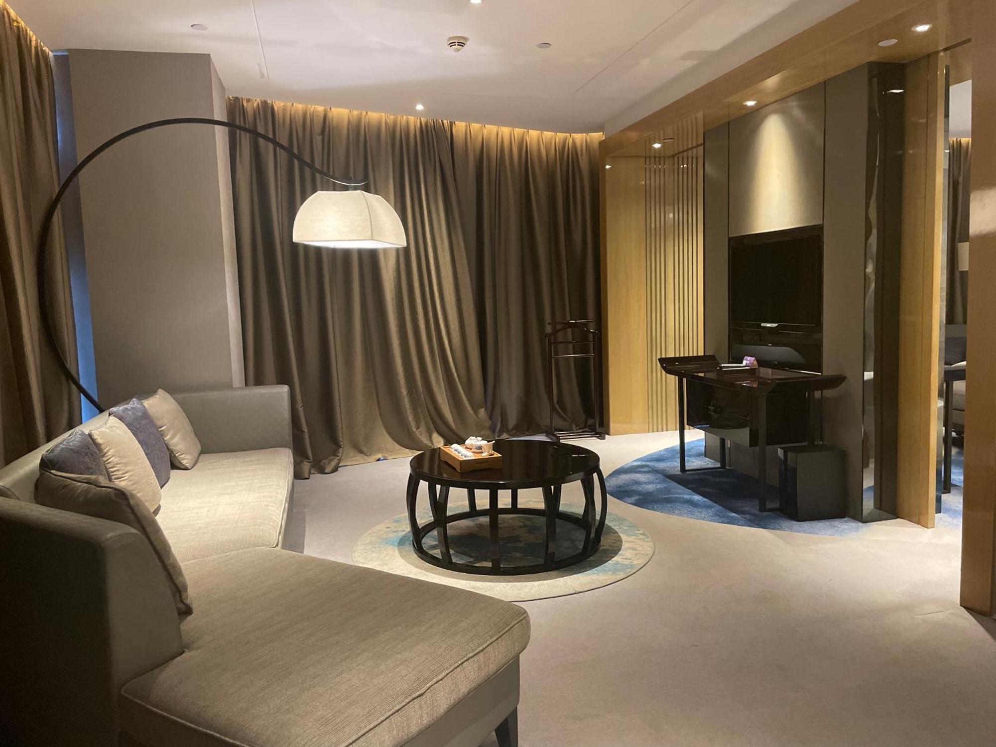 Wanda Realm Hotel Wuhu Bagian luar foto
