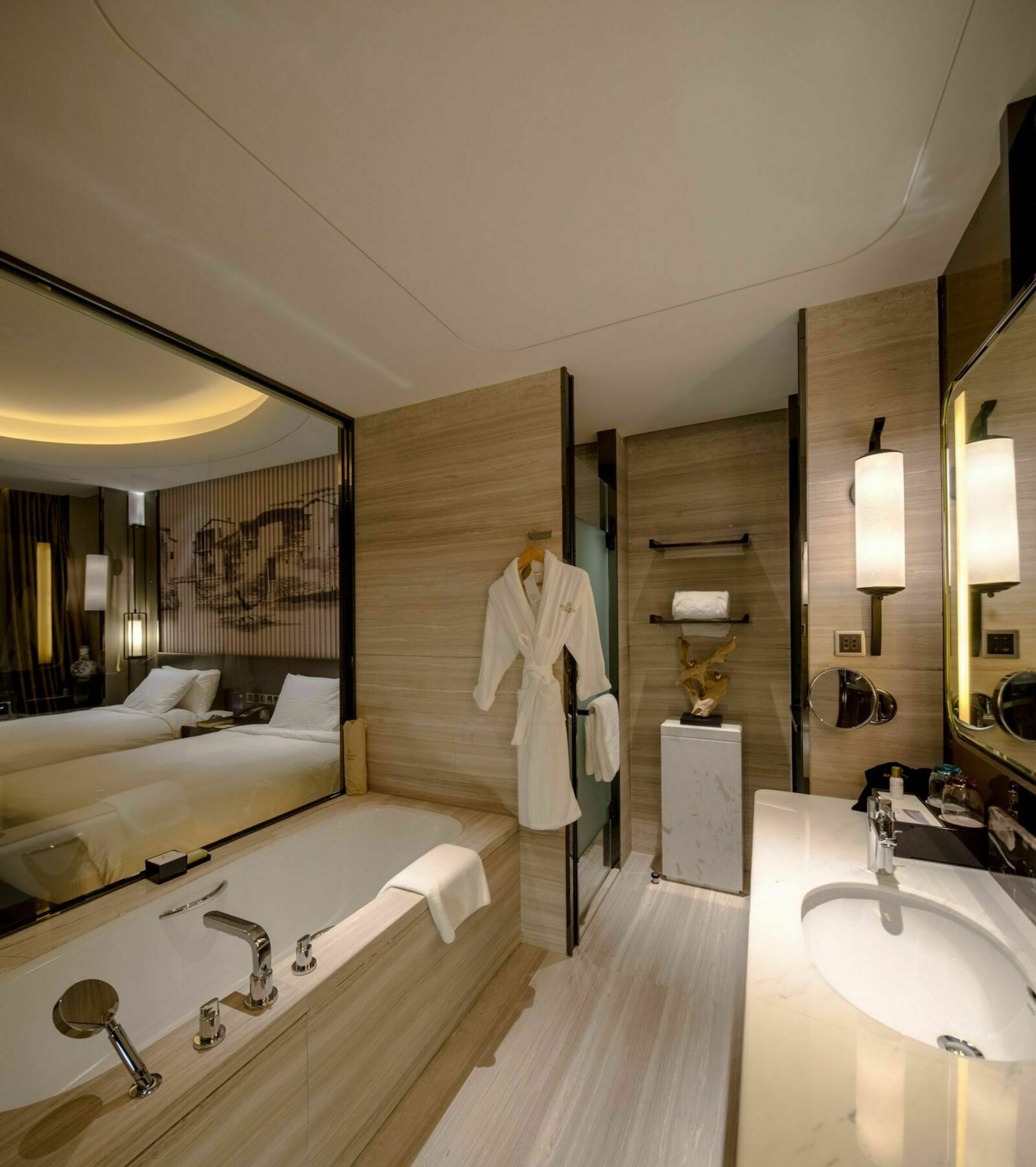 Wanda Realm Hotel Wuhu Bagian luar foto